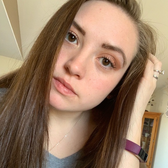 Meet your Posher, Kenzie - Picture 1 of 1